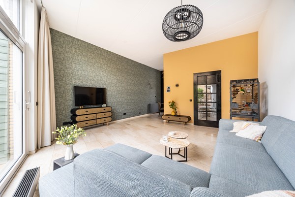 Medium property photo - Glazenmakerhof 120, 2492 RV Den Haag